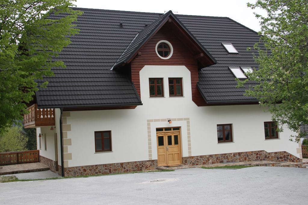 Farmstay Hisa Pecovnik Luce Exterior photo